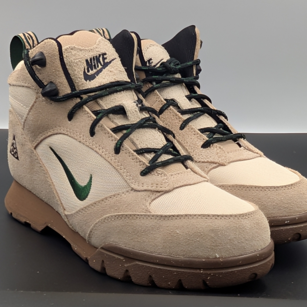 Nike ACG Air Mada Trail Shoes – Men’s 7